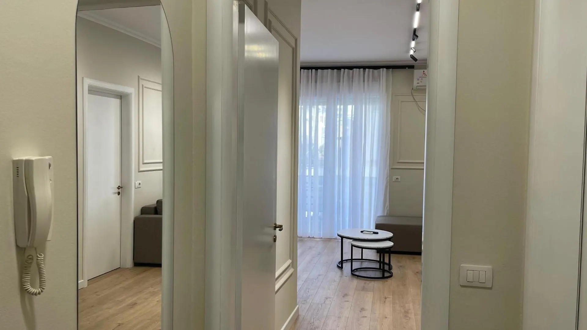 Apartament Gem In The Heart Of Tirana Albania